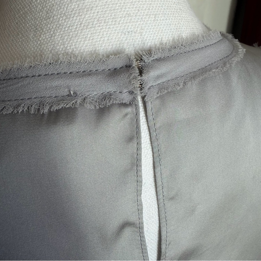 Boston Proper Satin Mini Dress Rivets Gray Silver V-Neck Cut Out Sleeves Sz XS - Picture 7 of 13